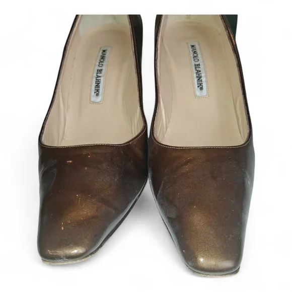 Manolo Blahnik Nobaman Patent Brown Pumps 7.5 (37.5) - Picture 2 of 10